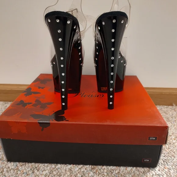 Pleaser Heels - Picture 4 of 4